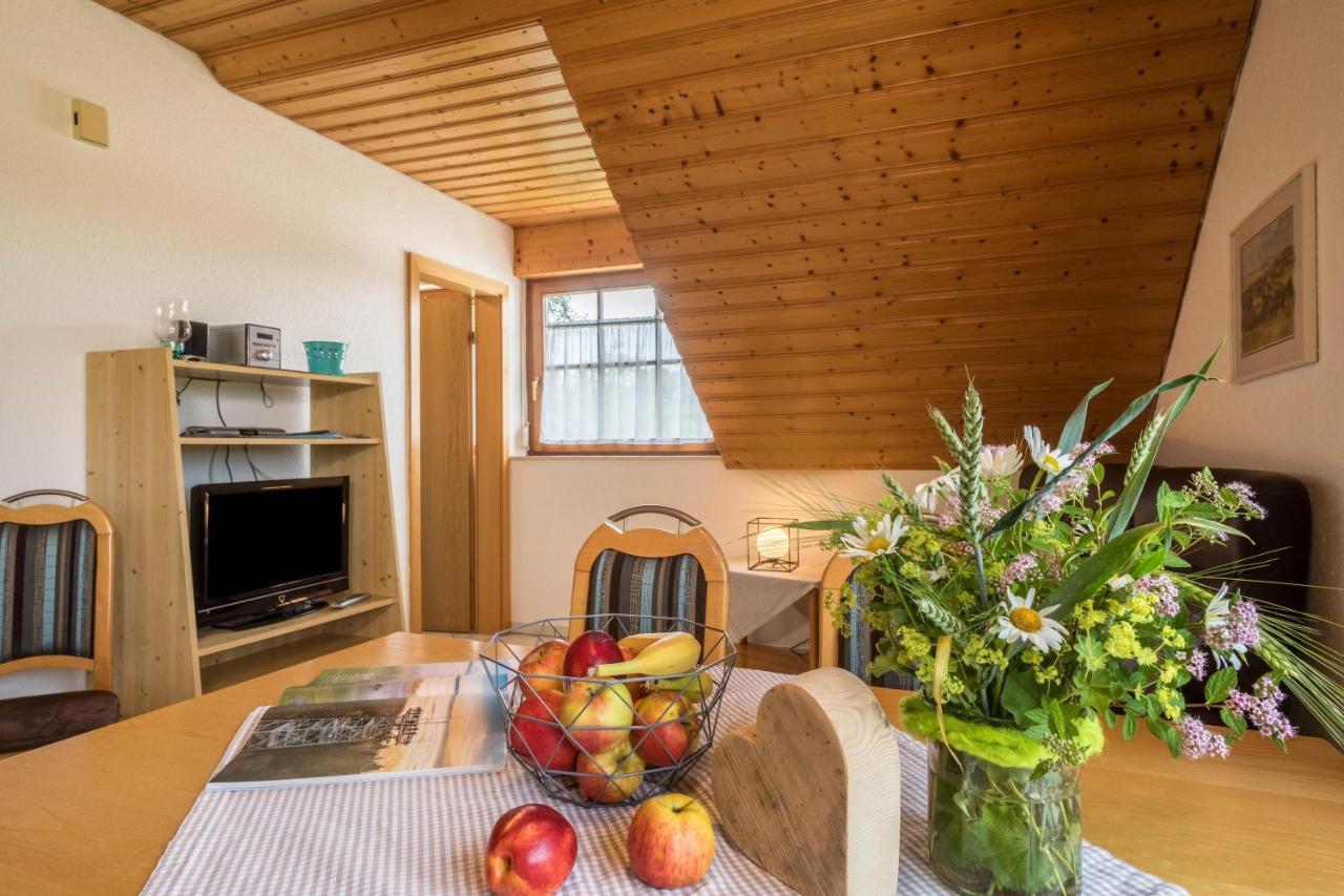 Hof Wagenberg Ferienwohnung 1 Deggenhausertal Exteriör bild