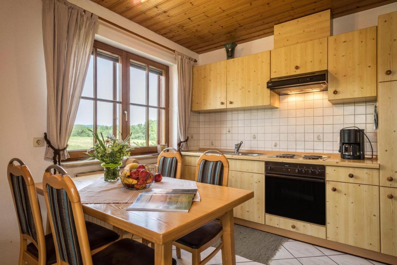 Hof Wagenberg Ferienwohnung 1 Deggenhausertal Exteriör bild