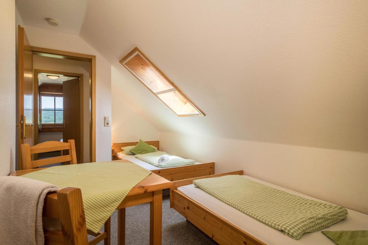 Hof Wagenberg Ferienwohnung 1 Deggenhausertal Exteriör bild